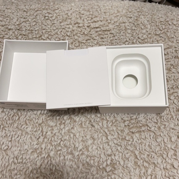 Apple AirPod Pro Box - Picture 2 of 3